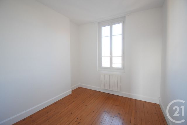 Appartement F2 bis à louer - 2 pièces - 50.79 m2 - VICHY - 03 - AUVERGNE - Century 21 Gnt Immobilier