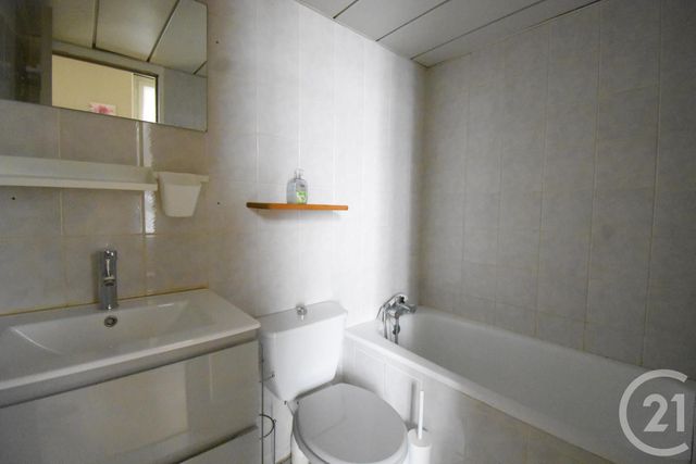 Appartement T1 à louer - 1 pièce - 27.07 m2 - VICHY - 03 - AUVERGNE - Century 21 Gnt Immobilier