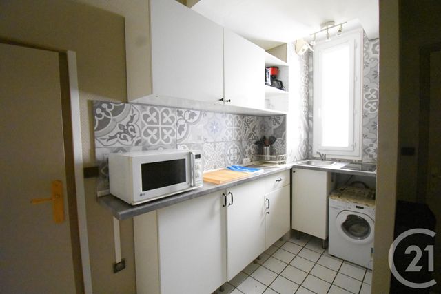 Appartement T1 à louer - 1 pièce - 27.07 m2 - VICHY - 03 - AUVERGNE - Century 21 Gnt Immobilier