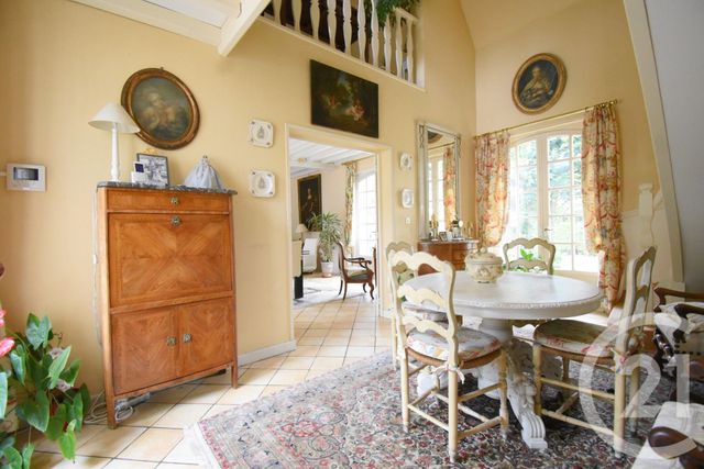 maison à vendre - 8 pièces - 217.22 m2 - BELLERIVE SUR ALLIER - 03 - AUVERGNE - Century 21 Gnt Immobilier