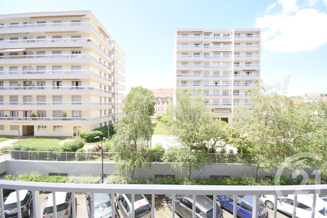 Appartement F2 à vendre - 2 pièces - 46.0 m2 - CUSSET - 03 - AUVERGNE - Century 21 Gnt Immobilier