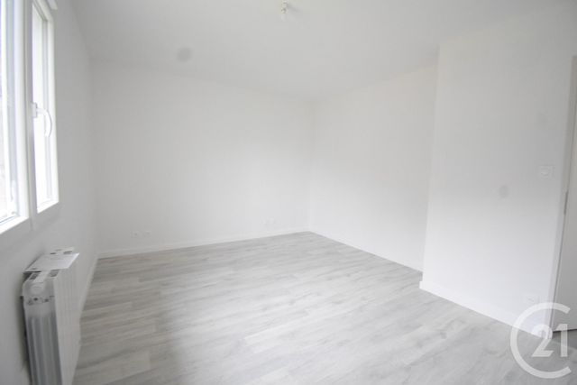 maison à vendre - 9 pièces - 271.61 m2 - VENDAT - 03 - AUVERGNE - Century 21 Gnt Immobilier