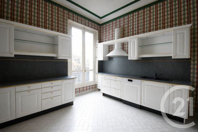 maison à vendre - 10 pièces - 201.0 m2 - VICHY - 03 - AUVERGNE - Century 21 Gnt Immobilier