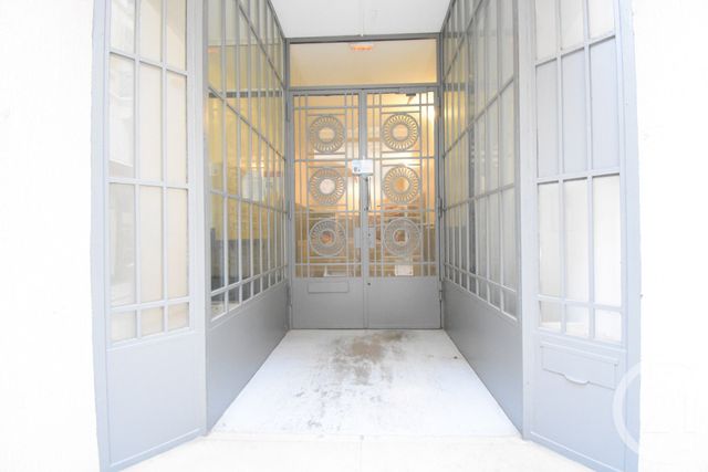 Appartement T2 à vendre - 2 pièces - 51.2 m2 - VICHY - 03 - AUVERGNE - Century 21 Gnt Immobilier