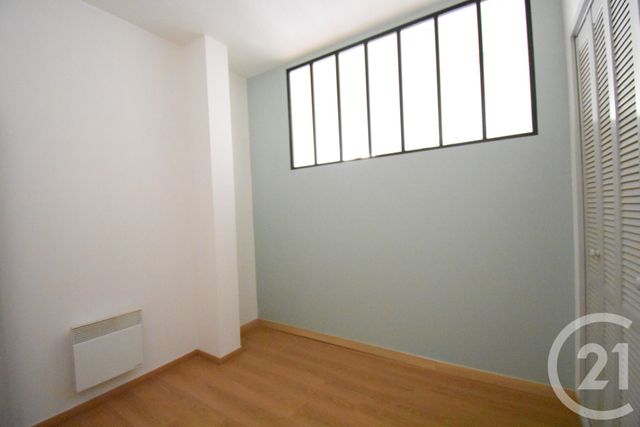 Appartement T2 à vendre - 2 pièces - 51.2 m2 - VICHY - 03 - AUVERGNE - Century 21 Gnt Immobilier