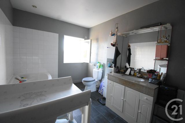 maison à vendre - 8 pièces - 287.0 m2 - LAPALISSE - 03 - AUVERGNE - Century 21 Gnt Immobilier