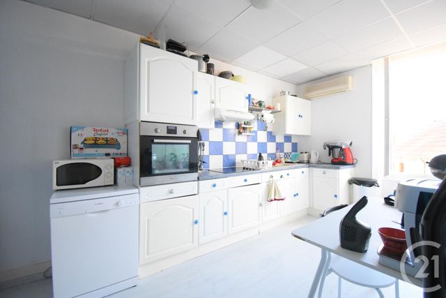 maison à vendre - 8 pièces - 287.0 m2 - LAPALISSE - 03 - AUVERGNE - Century 21 Gnt Immobilier