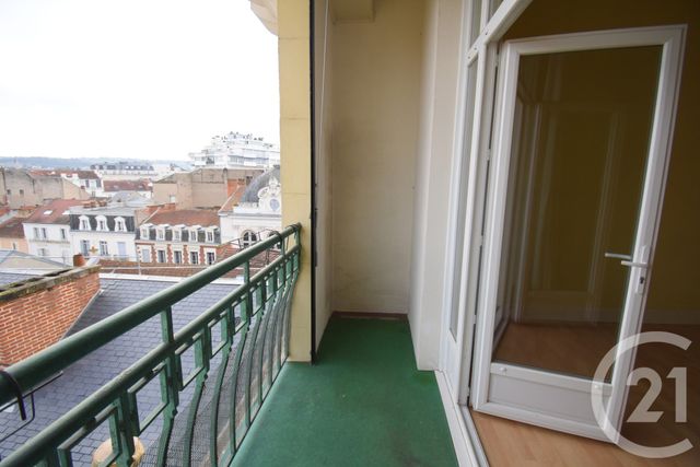 Appartement F1 bis à vendre - 2 pièces - 45.28 m2 - VICHY - 03 - AUVERGNE - Century 21 Gnt Immobilier