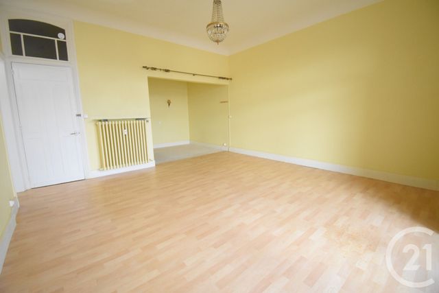 Appartement F1 bis à vendre - 2 pièces - 45.28 m2 - VICHY - 03 - AUVERGNE - Century 21 Gnt Immobilier