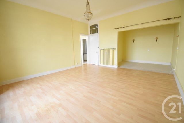 Appartement F1 bis à vendre - 2 pièces - 45.28 m2 - VICHY - 03 - AUVERGNE - Century 21 Gnt Immobilier