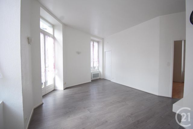 Appartement F3 à louer - 3 pièces - 46.2 m2 - VICHY - 03 - AUVERGNE - Century 21 Gnt Immobilier