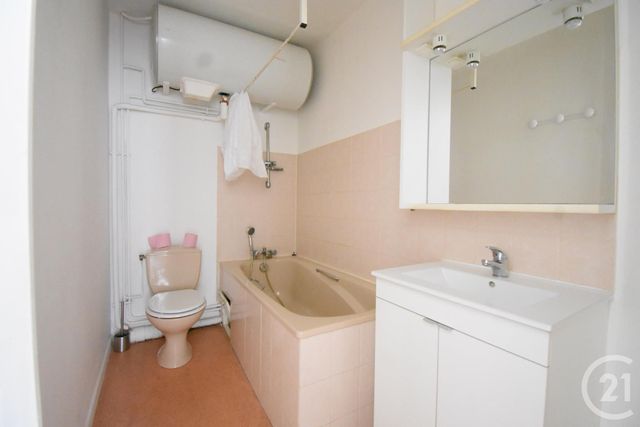 Appartement F3 à louer - 3 pièces - 46.2 m2 - VICHY - 03 - AUVERGNE - Century 21 Gnt Immobilier