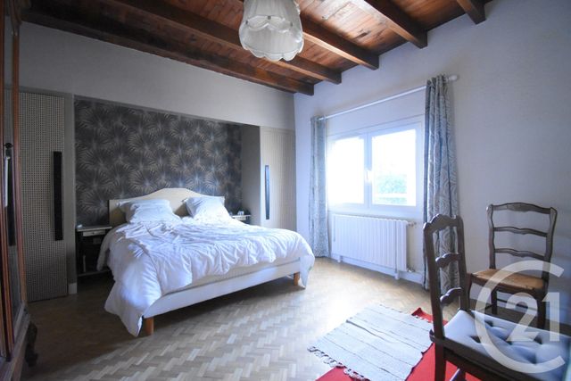 maison à vendre - 7 pièces - 255.88 m2 - VENDAT - 03 - AUVERGNE - Century 21 Gnt Immobilier