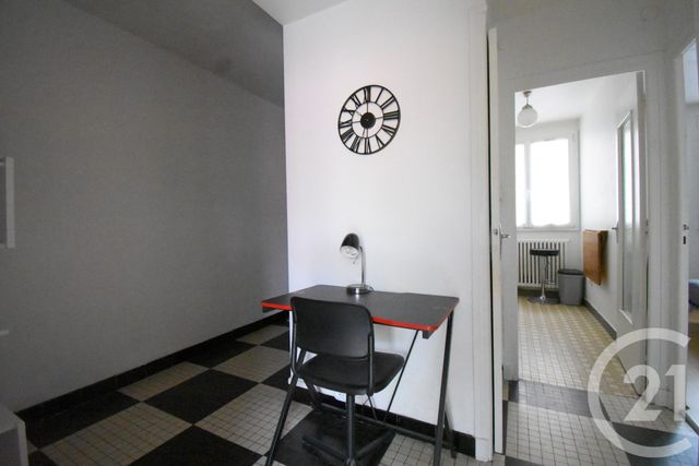 Appartement F2 à vendre - 2 pièces - 43.0 m2 - VICHY - 03 - AUVERGNE - Century 21 Gnt Immobilier
