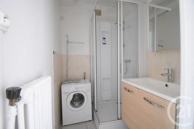 Appartement F2 à vendre - 2 pièces - 43.0 m2 - VICHY - 03 - AUVERGNE - Century 21 Gnt Immobilier