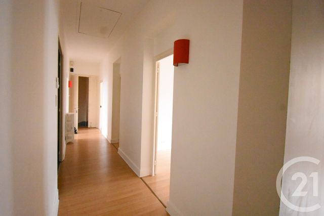 Appartement F5 à louer - 4 pièces - 109.34 m2 - VICHY - 03 - AUVERGNE - Century 21 Gnt Immobilier