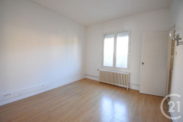 Appartement F5 à louer - 5 pièces - 109.34 m2 - VICHY - 03 - AUVERGNE - Century 21 Gnt Immobilier