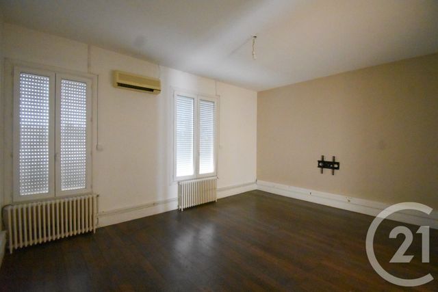 Appartement F5 à louer - 4 pièces - 109.34 m2 - VICHY - 03 - AUVERGNE - Century 21 Gnt Immobilier