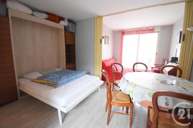 Appartement F1 bis à louer - 2 pièces - 28.5 m2 - VICHY - 03 - AUVERGNE - Century 21 Gnt Immobilier