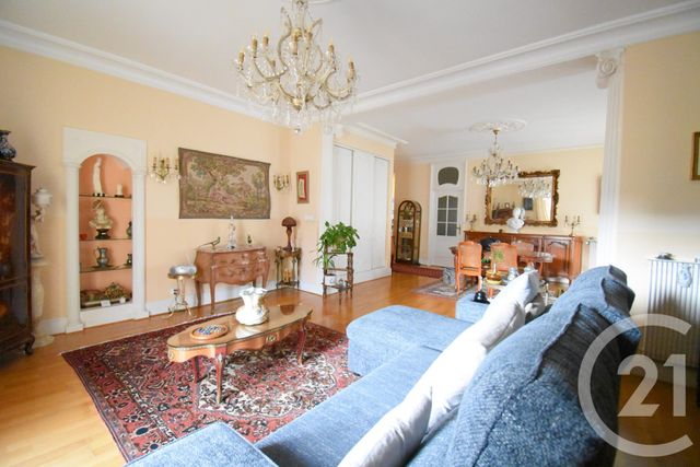 Appartement F4 à vendre - 4 pièces - 147.29 m2 - VICHY - 03 - AUVERGNE - Century 21 Gnt Immobilier