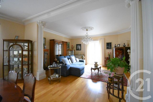 Appartement F4 à vendre - 4 pièces - 147.29 m2 - VICHY - 03 - AUVERGNE - Century 21 Gnt Immobilier