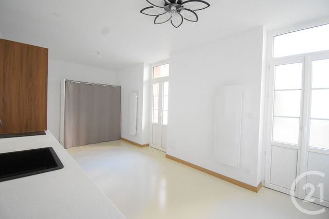 Appartement Studio à vendre - 1 pièce - 20.93 m2 - VICHY - 03 - AUVERGNE - Century 21 Gnt Immobilier