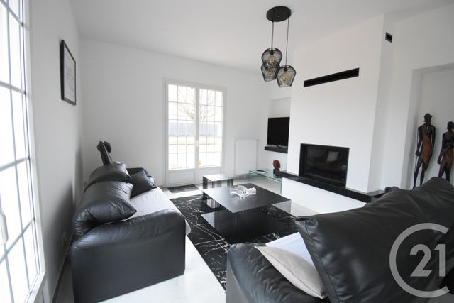 maison à vendre - 5 pièces - 219.66 m2 - BELLERIVE SUR ALLIER - 03 - AUVERGNE - Century 21 Gnt Immobilier