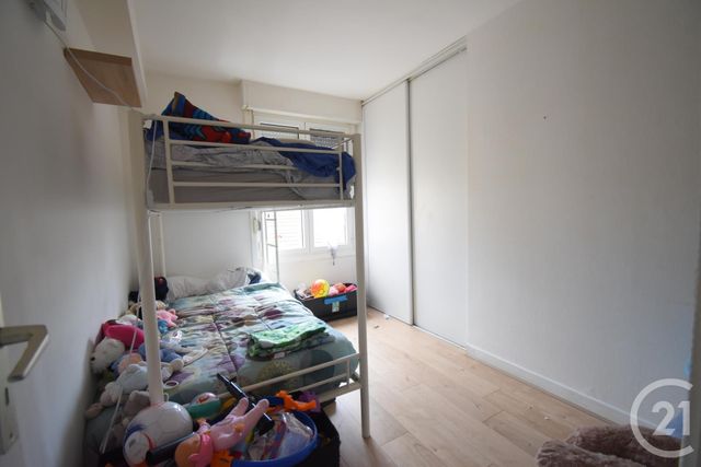 Appartement F3 à vendre - 3 pièces - 47.6 m2 - VICHY - 03 - AUVERGNE - Century 21 Gnt Immobilier