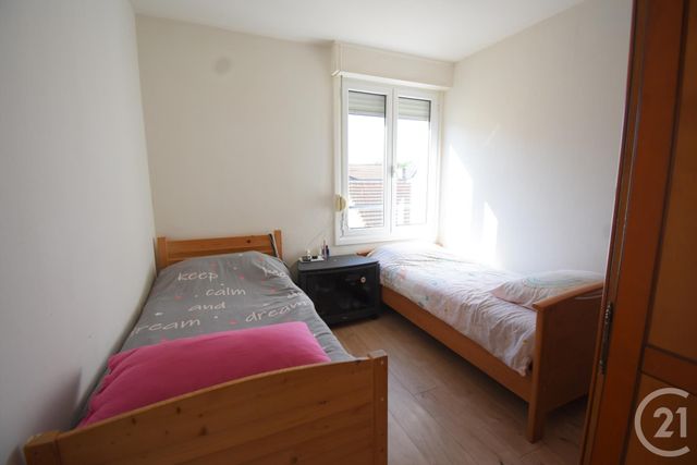 Appartement F3 à vendre - 3 pièces - 47.6 m2 - VICHY - 03 - AUVERGNE - Century 21 Gnt Immobilier