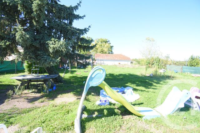 maison à vendre - 5 pièces - 117.58 m2 - ST SYLVESTRE PRAGOULIN - 63 - AUVERGNE - Century 21 Gnt Immobilier