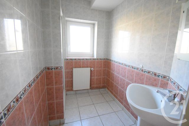 maison à louer - 4 pièces - 74.15 m2 - ST REMY EN ROLLAT - 03 - AUVERGNE - Century 21 Gnt Immobilier