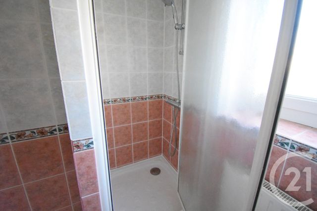 maison à louer - 4 pièces - 74.15 m2 - ST REMY EN ROLLAT - 03 - AUVERGNE - Century 21 Gnt Immobilier