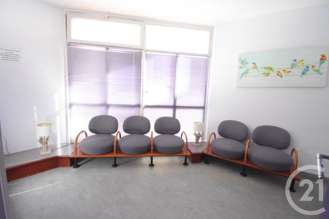 Appartement Local à vendre - 3 pièces - 76.0 m2 - VICHY - 03 - AUVERGNE - Century 21 Gnt Immobilier