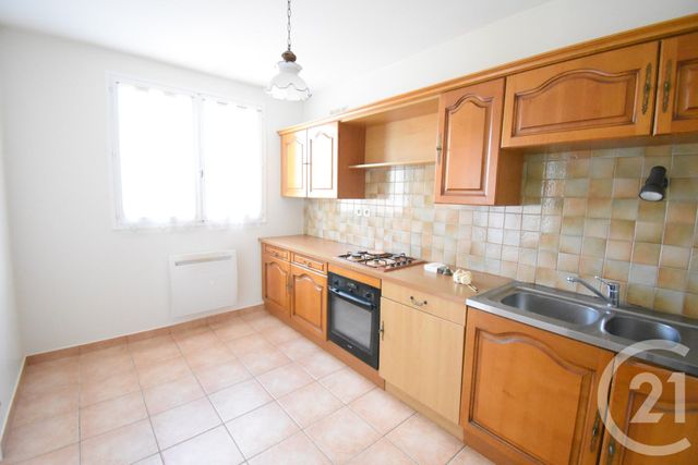 maison à louer - 3 pièces - 80.23 m2 - BELLERIVE SUR ALLIER - 03 - AUVERGNE - Century 21 Gnt Immobilier