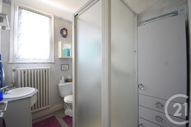 maison à vendre - 5 pièces - 117.0 m2 - ST YORRE - 03 - AUVERGNE - Century 21 Gnt Immobilier