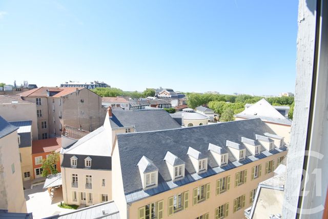 Appartement T3 à vendre - 3 pièces - 59.43 m2 - VICHY - 03 - AUVERGNE - Century 21 Gnt Immobilier