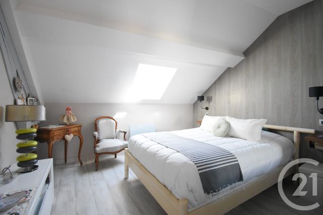 Appartement T3 à vendre - 3 pièces - 59.43 m2 - VICHY - 03 - AUVERGNE - Century 21 Gnt Immobilier