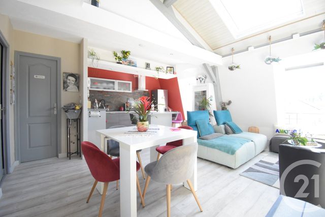 Appartement T3 à vendre - 3 pièces - 59.43 m2 - VICHY - 03 - AUVERGNE - Century 21 Gnt Immobilier