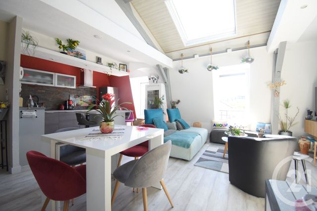 Appartement T3 à vendre - 3 pièces - 59.43 m2 - VICHY - 03 - AUVERGNE - Century 21 Gnt Immobilier
