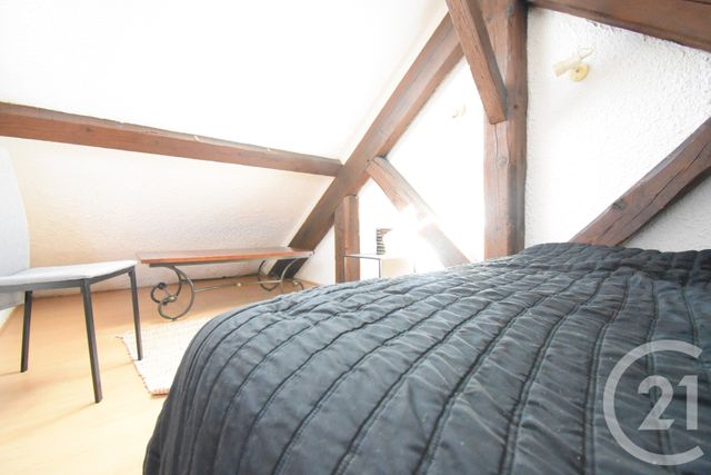 Appartement Duplex à louer - 2 pièces - 39.92 m2 - VICHY - 03 - AUVERGNE - Century 21 Gnt Immobilier