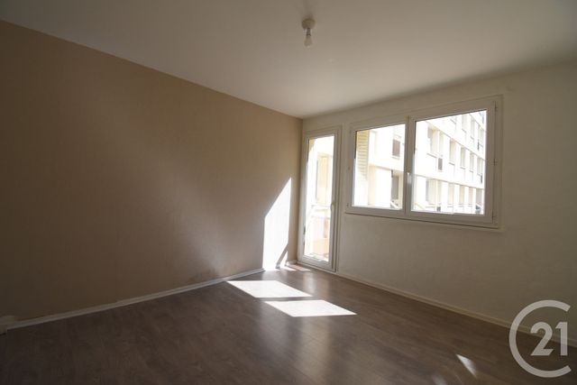 Appartement T4 à vendre - 4 pièces - 67.3 m2 - VICHY - 03 - AUVERGNE - Century 21 Gnt Immobilier