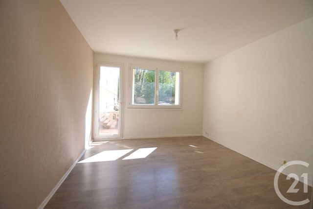 Appartement T4 à vendre - 4 pièces - 67.3 m2 - VICHY - 03 - AUVERGNE - Century 21 Gnt Immobilier