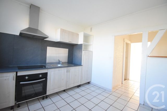 Appartement T4 à vendre - 4 pièces - 67.3 m2 - VICHY - 03 - AUVERGNE - Century 21 Gnt Immobilier
