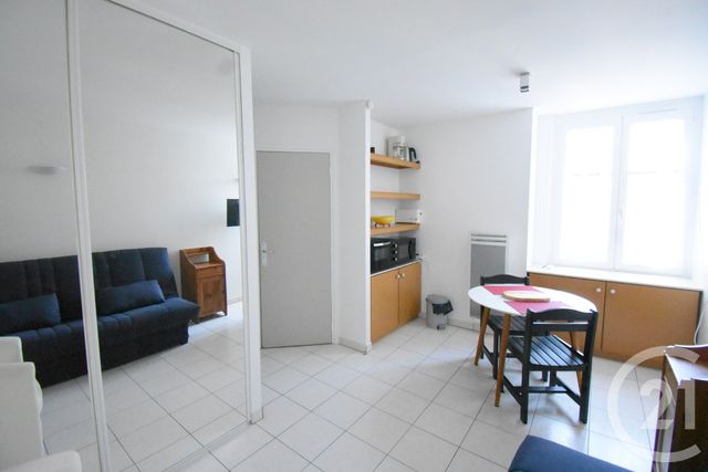 Appartement F1 à louer VICHY