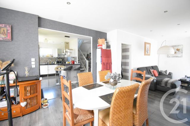 maison à vendre - 5 pièces - 122.0 m2 - ST REMY EN ROLLAT - 03 - AUVERGNE - Century 21 Gnt Immobilier