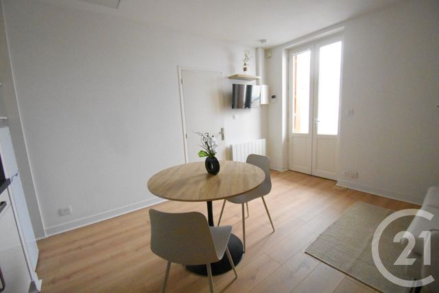Appartement T2 à louer - 2 pièces - 26.05 m2 - VICHY - 03 - AUVERGNE - Century 21 Gnt Immobilier