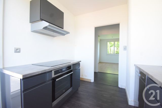 Appartement F3 à louer - 3 pièces - 68.54 m2 - VICHY - 03 - AUVERGNE - Century 21 Gnt Immobilier