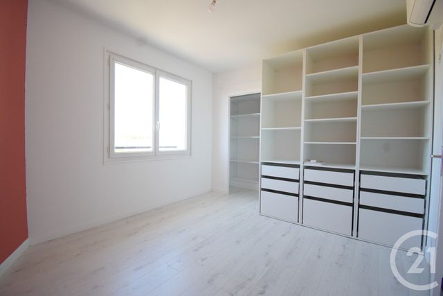 Appartement F3 à louer - 3 pièces - 68.54 m2 - VICHY - 03 - AUVERGNE - Century 21 Gnt Immobilier