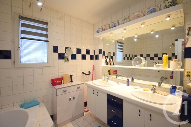 maison à vendre - 6 pièces - 128.0 m2 - CUSSET - 03 - AUVERGNE - Century 21 Gnt Immobilier