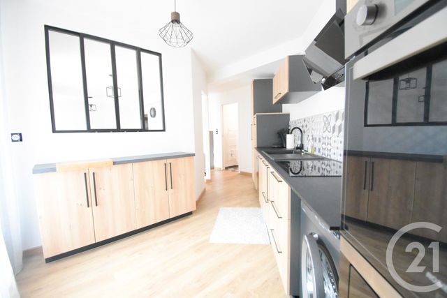 Appartement F2 à louer - 2 pièces - 57.88 m2 - VICHY - 03 - AUVERGNE - Century 21 Gnt Immobilier